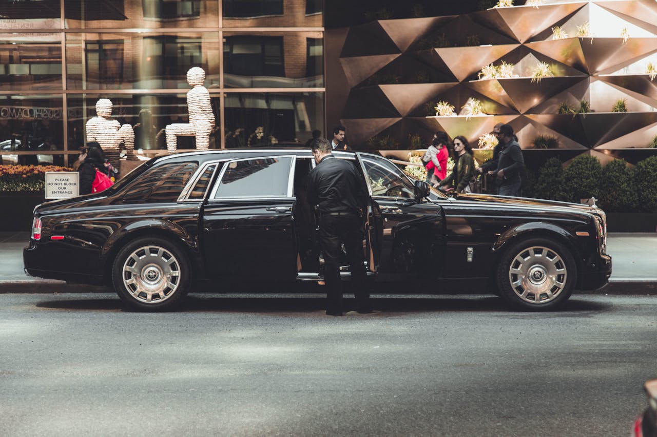 Luxury transport for exploring Cape Town